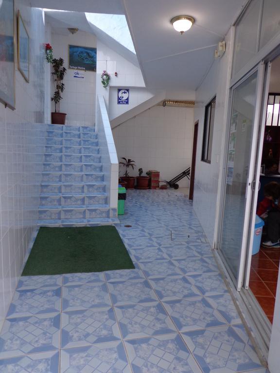 Hostal Insular Puerto Villamil Exterior photo